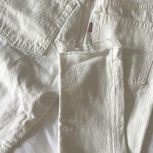 NWT, Levi’s 501 skinny straight leg white jeans